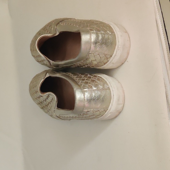 M. Gemi sz 42 sz 11 Gold woven leather tennis shoes sneakers slip on - Picture 2 of 9